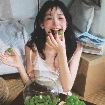 艳女怀春